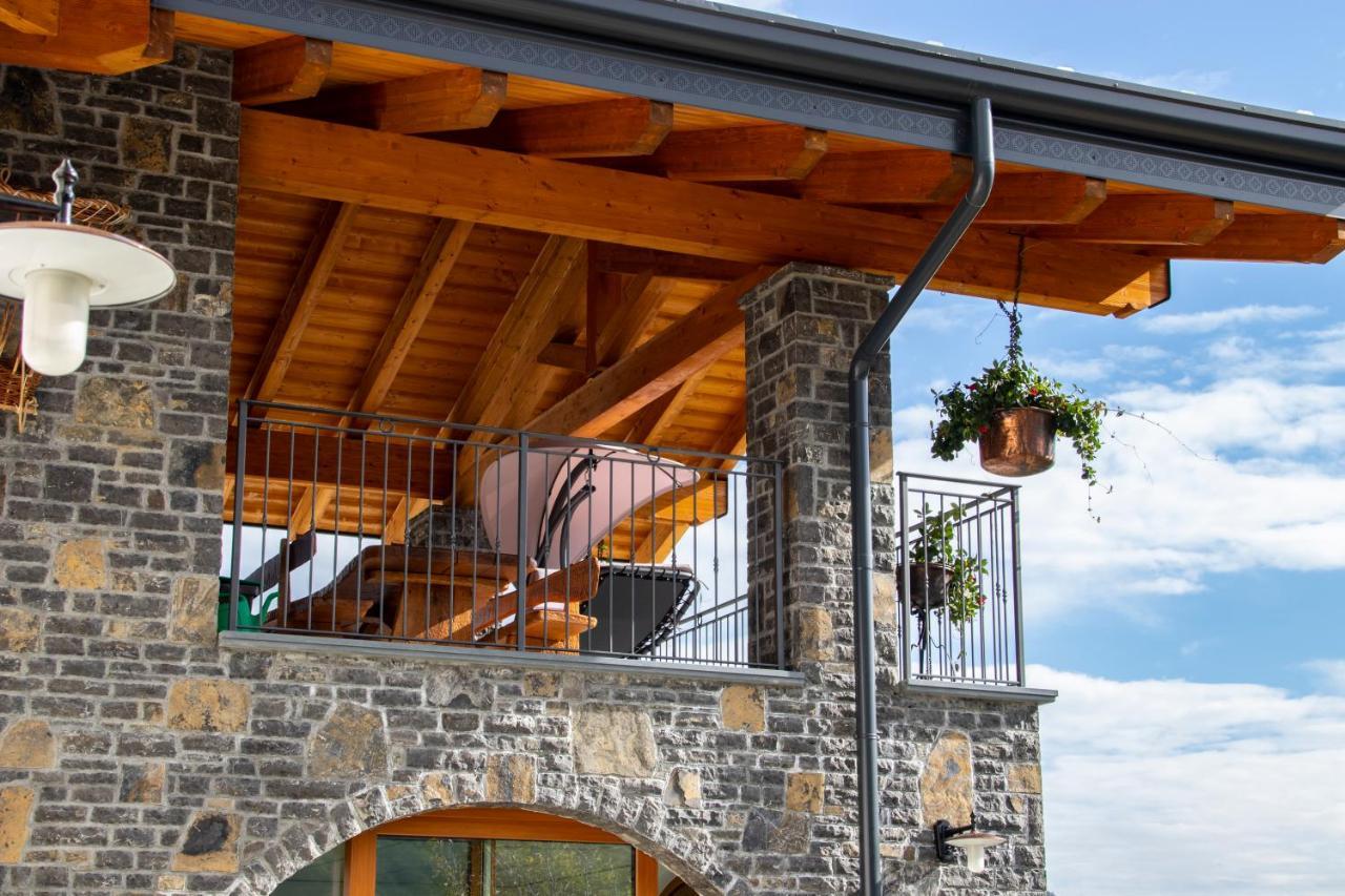Sole Agriturismo Locatello Exterior photo